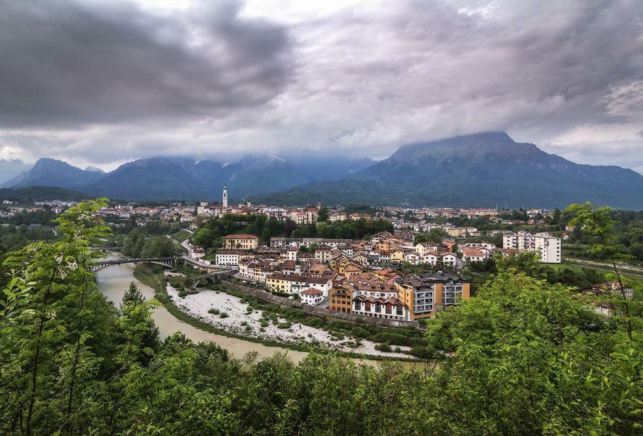 “Oltre Il Confine” Apartment Belluno Luaran gambar